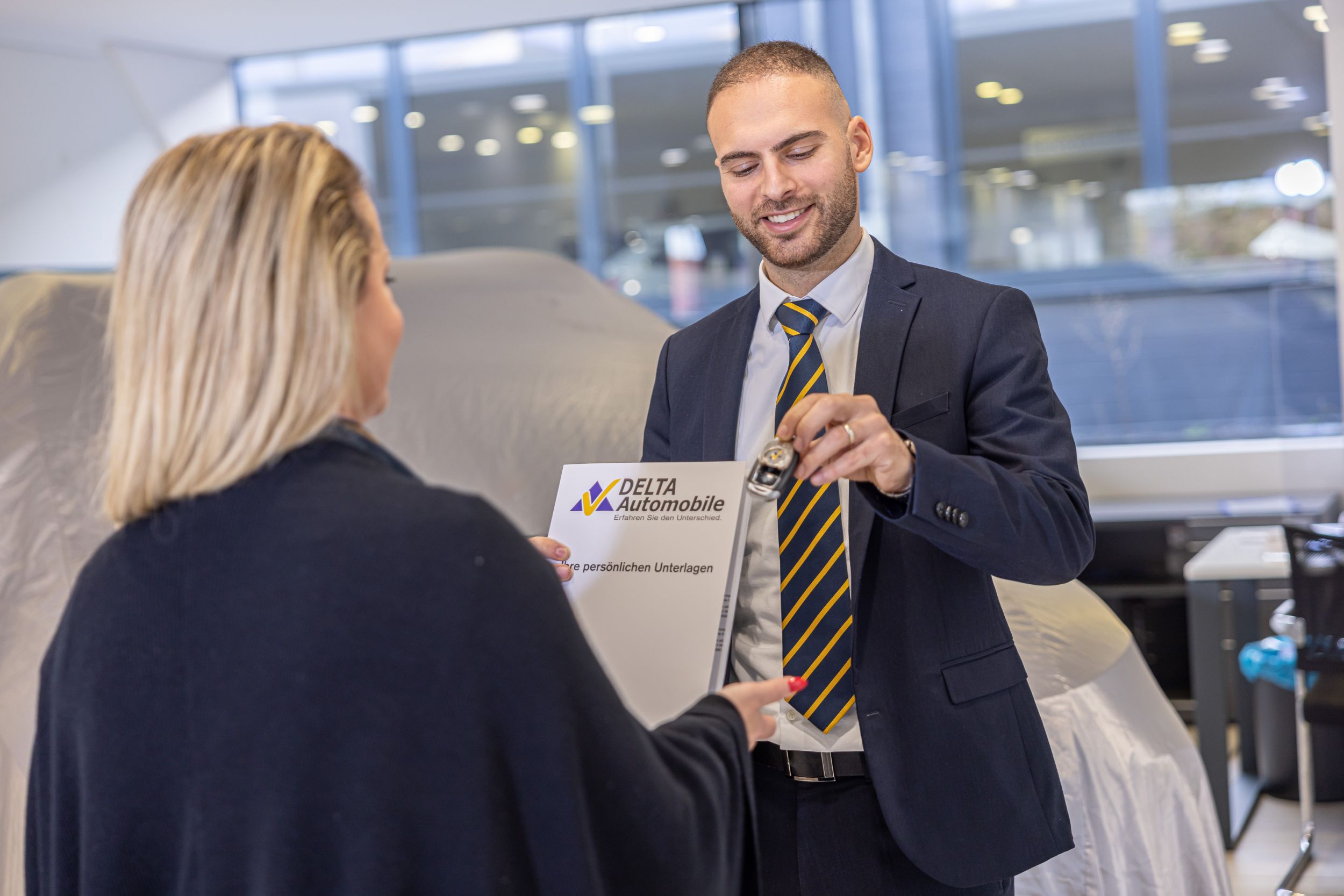 Verkaufsgespräch bei Delta - Hyundai für Frankfurt