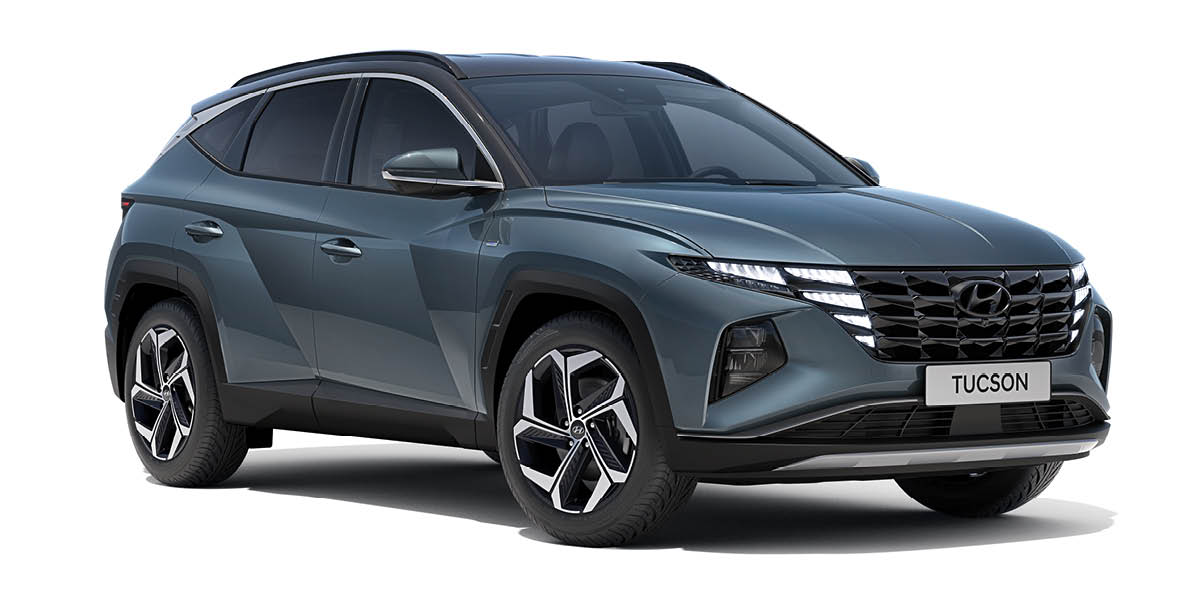 zu sehen ist ein blauer Hyundai TUCSON schräg von der Seite