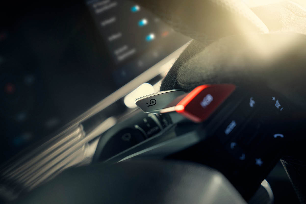 zu sehen ist das Lenkrad des Hyundai IONIQ 5 N