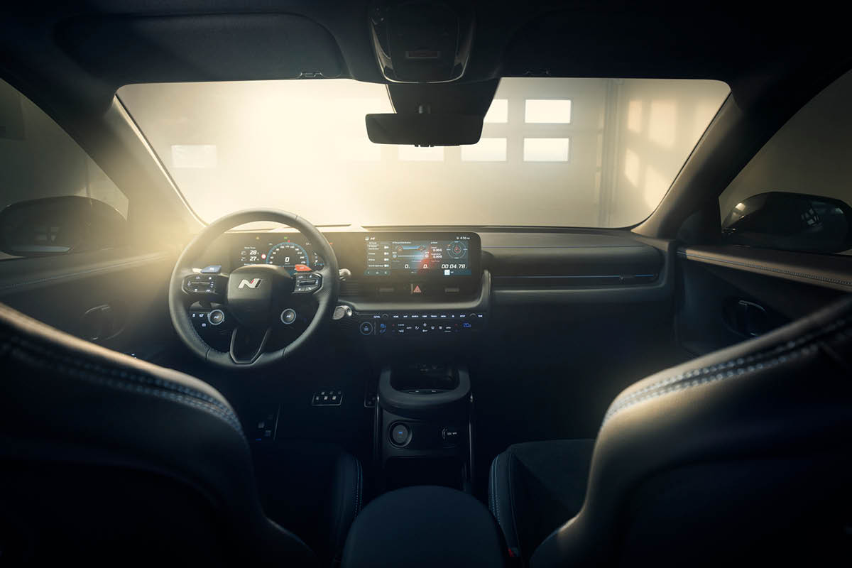 zu sehen ist das Cockpit des Hyundai IONIQ 5 N